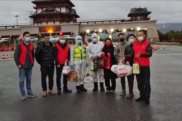 疫情总会过去，春天终将到来！加油！餐饮人