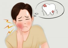 外卖吃到石子磕坏牙齿，该赔多少钱？