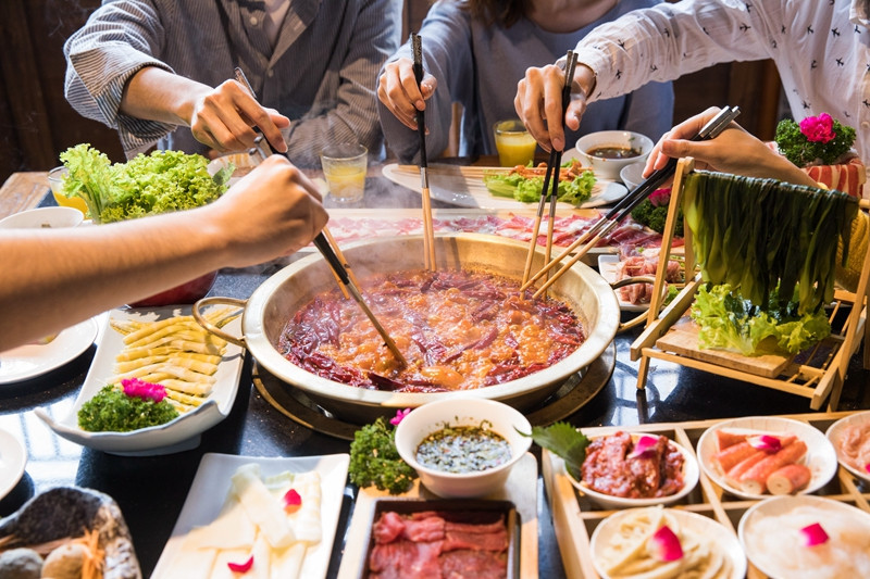 火锅、炒菜、快餐回来了！西安餐饮堂食开始恢复