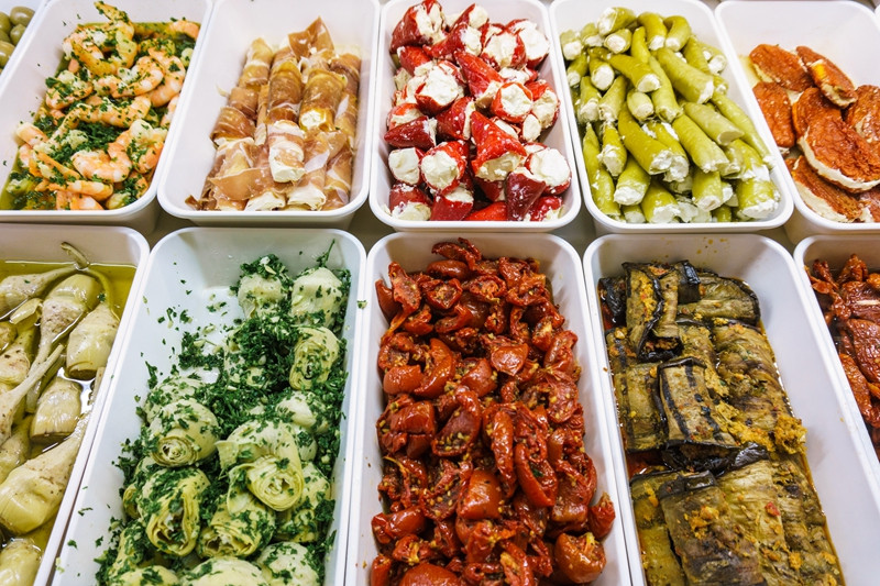 连衣服都卖!广州餐饮自救有办法!