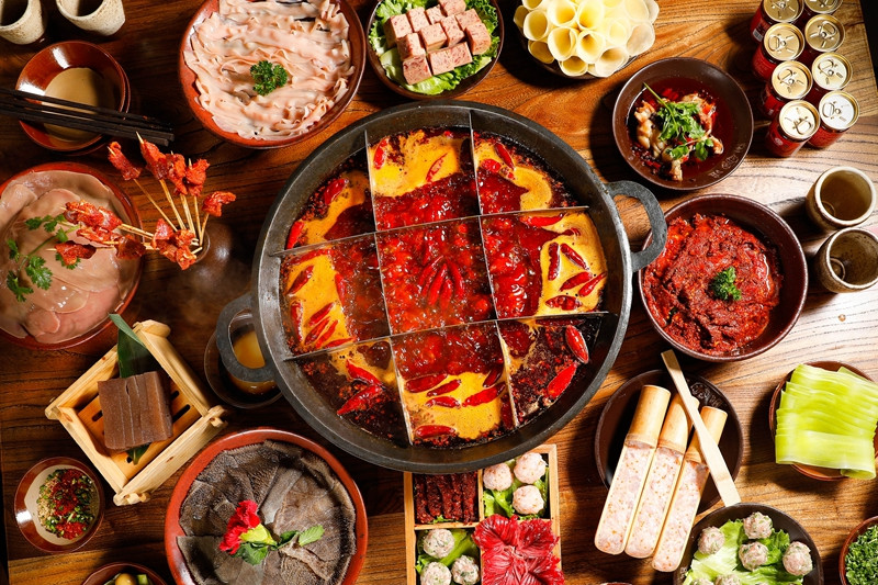 冬季火锅料销售红火，一款虾味球价格涨了两成多