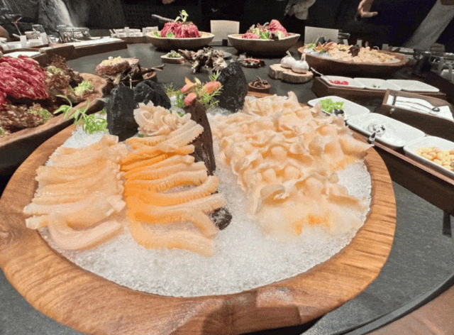 怂火锅又添新兄弟，人均500，玩起高端局