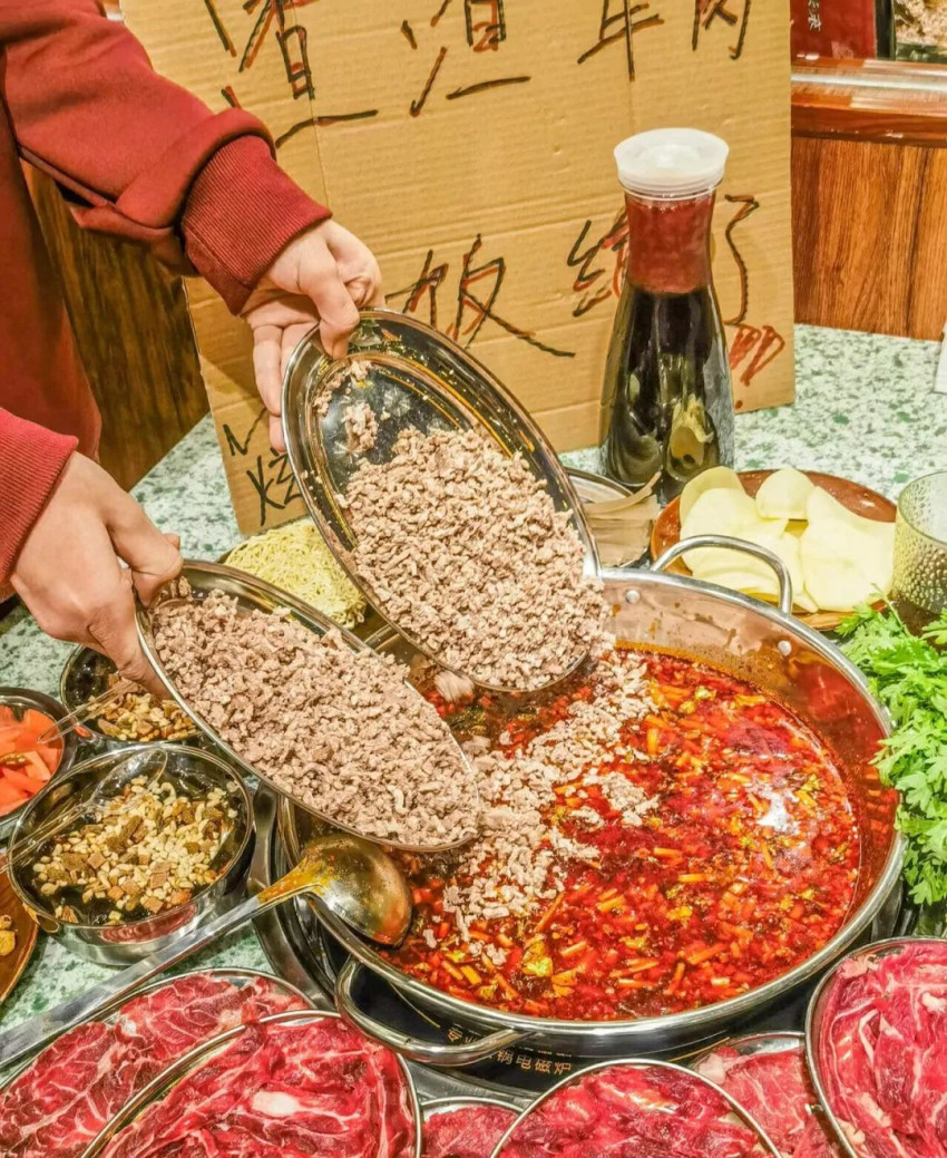 业绩翻3倍，饭点排不上队！火锅变“快”了