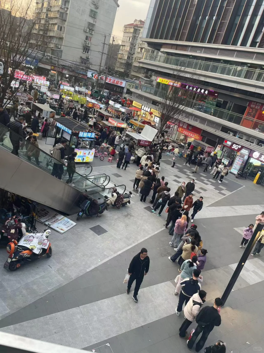 天水麻辣烫被疯传！西北“串串+称盘”还能这么玩？