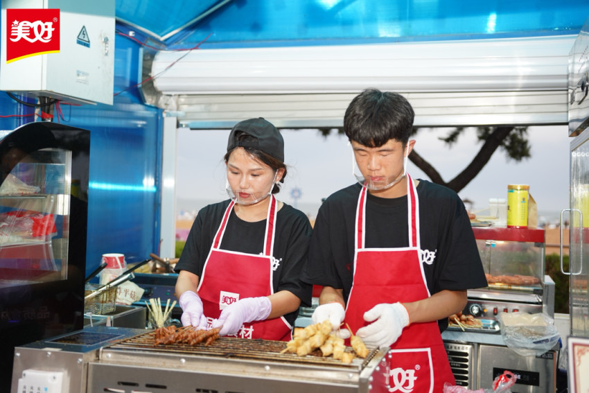 “美好一串，燃动希望” 新希望美好食品亮相第34届青岛啤酒节